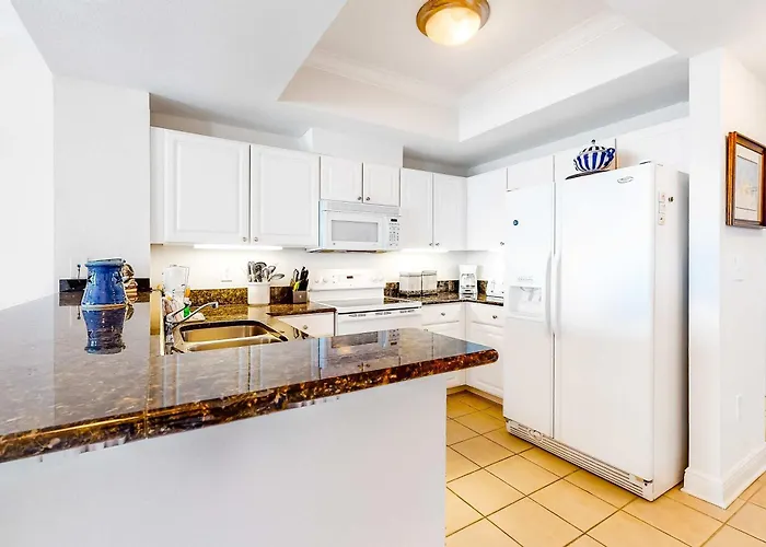 Bright & Breezy With Gulf View Pools & Access Holiday home Gulf Shores