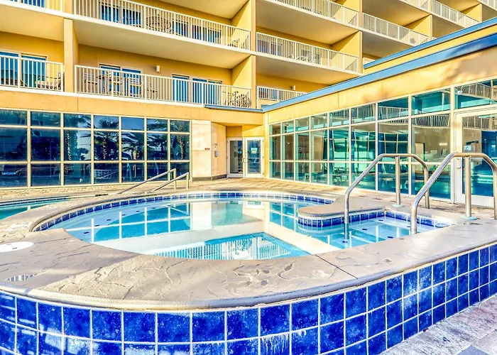 Bright & Breezy With Gulf View Pools & Access Gulf Shores
